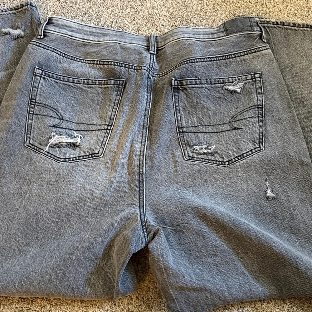 American eagle highest rise mom Jean black size 14